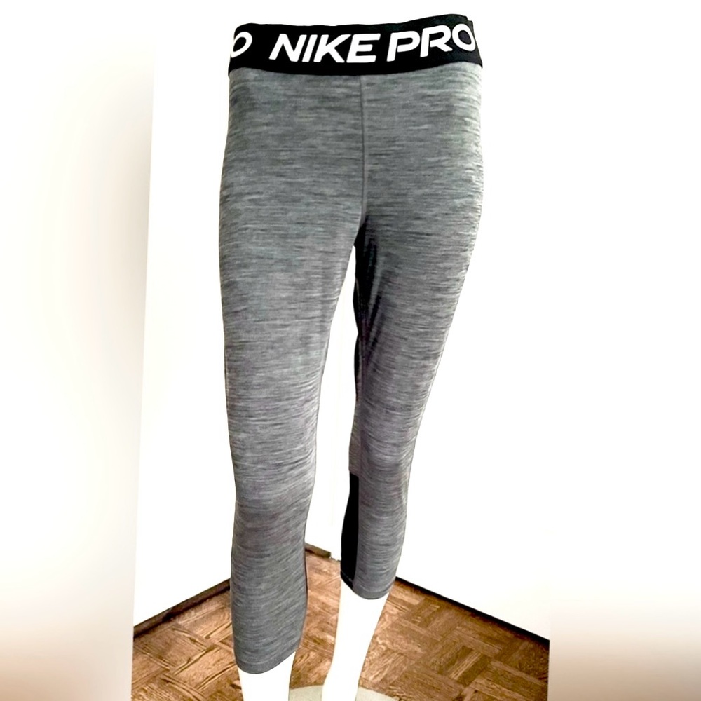 Nike Pro Dri-FIT Grey Capri Leggings Women’s Size Large
